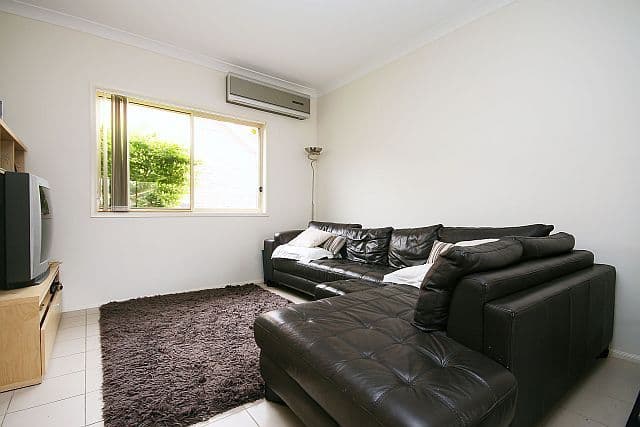 15 Orchard Road, BASS HILL NSW 2197, Bass Hill - Thumbnail 5