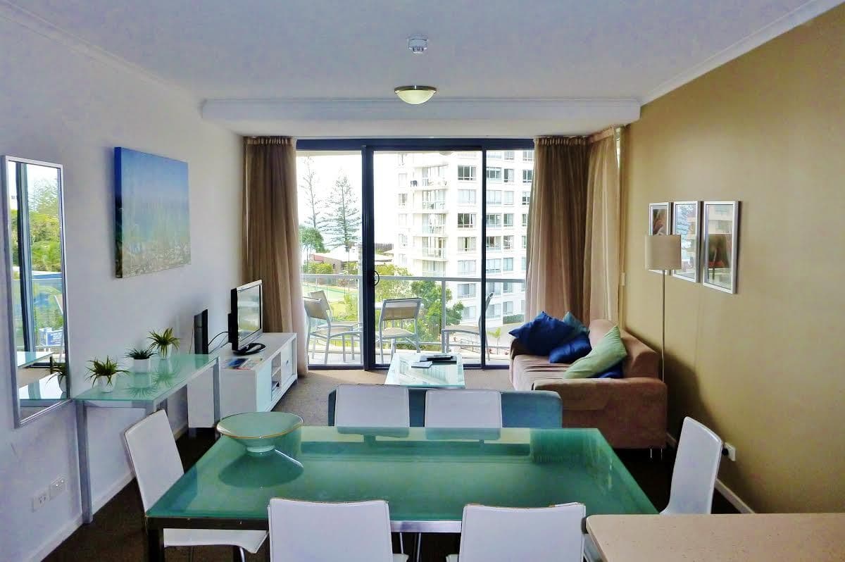 1 Ocean Street, Burleigh Heads QLD 4220, Burleigh Heads - Thumbnail 2