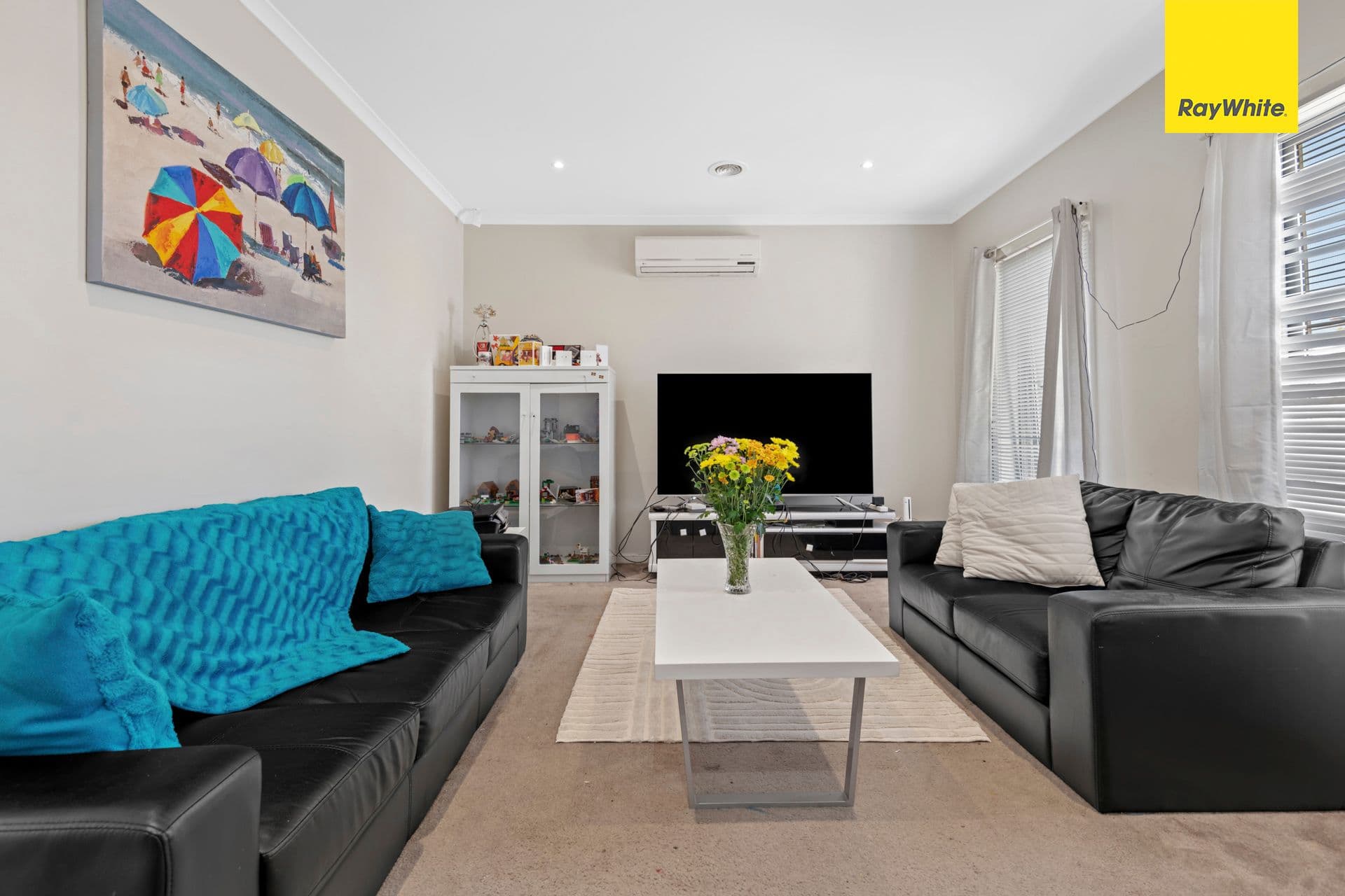 95 Dunvegan Drive, Kurunjang VIC 3337, Kurunjang - Thumbnail 2