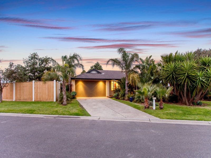 12 Valerie Court, SEAFORD VIC 3198, Seaford - Image 1