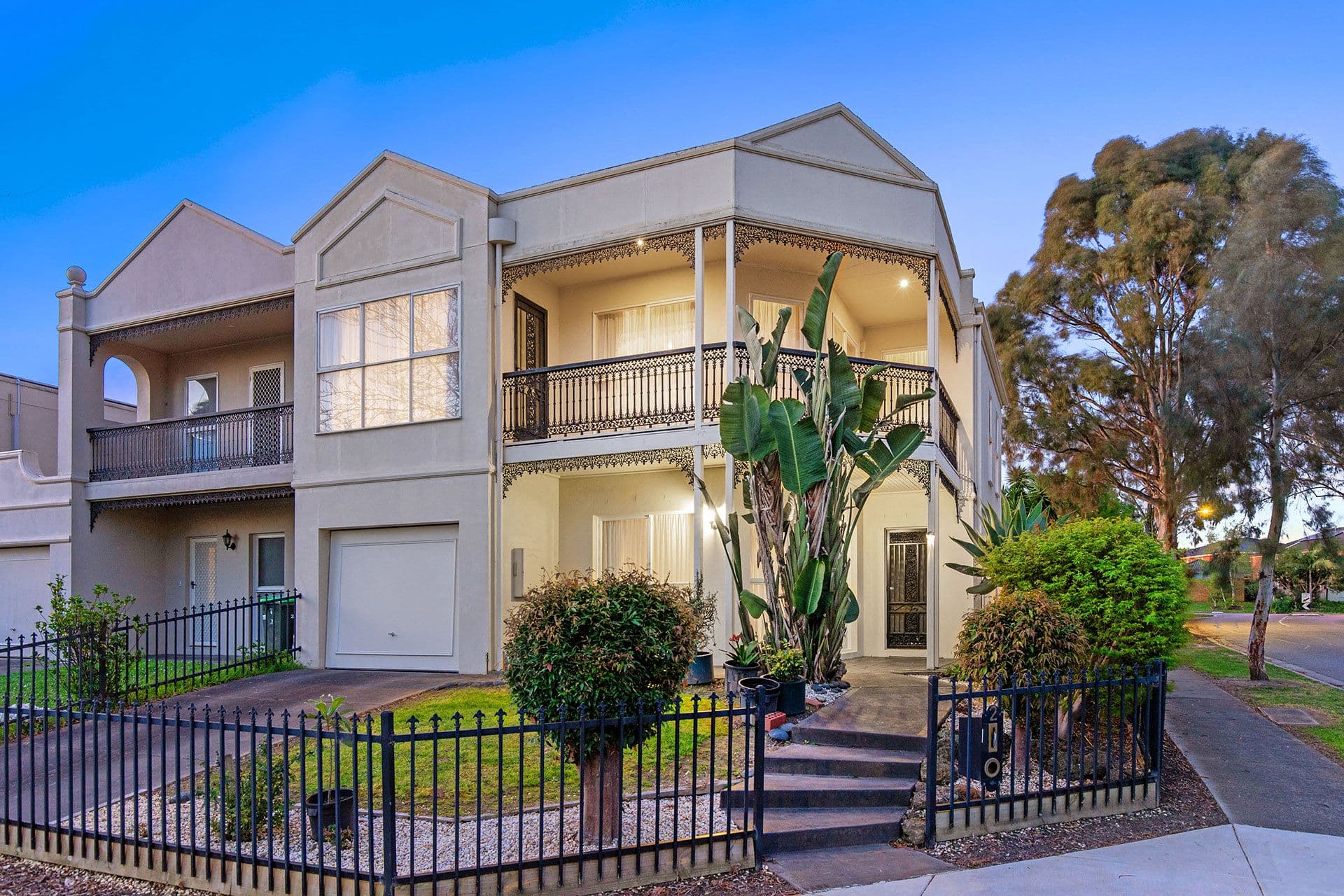 2 Parklane Way, Rowville VIC 3178, Rowville - Thumbnail 2