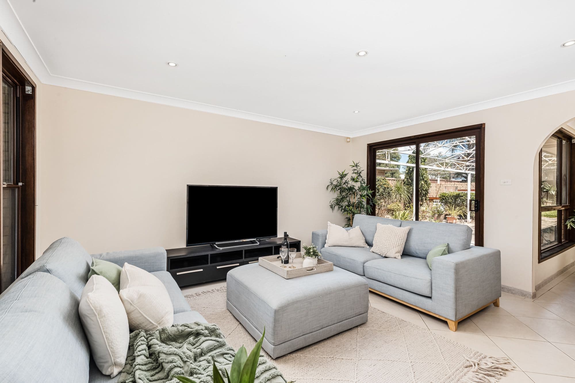 9 Hennesy Crescent, Shalvey NSW 2770, Shalvey - Thumbnail 2
