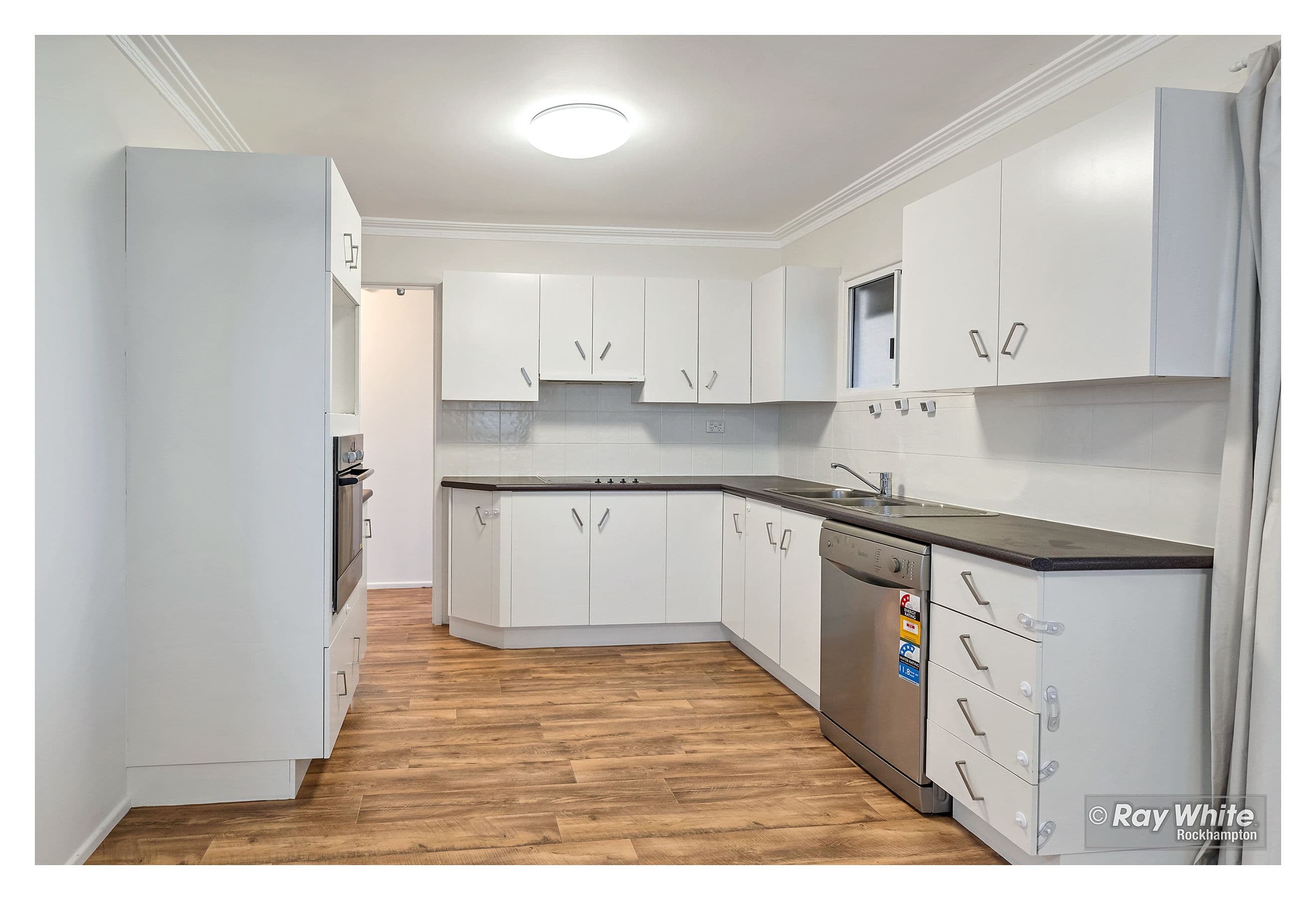 8 Churchill Street, Park Avenue QLD 4701, Park Avenue - Thumbnail 5