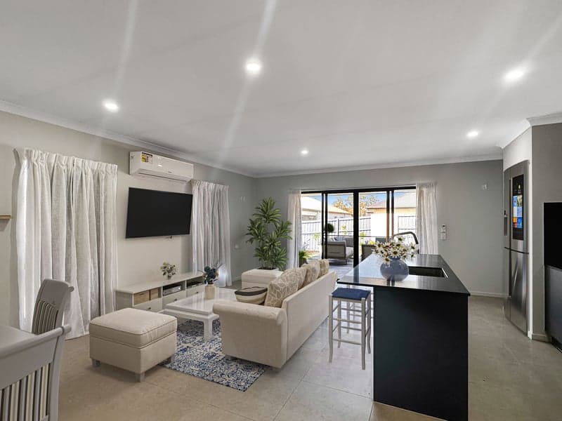 52 Vassallo Drive, Rosewood - Thumbnail 2