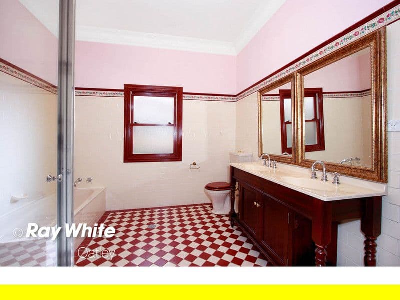 8 Nicholson Street, PENSHURST NSW 2222, Penshurst - Thumbnail 2