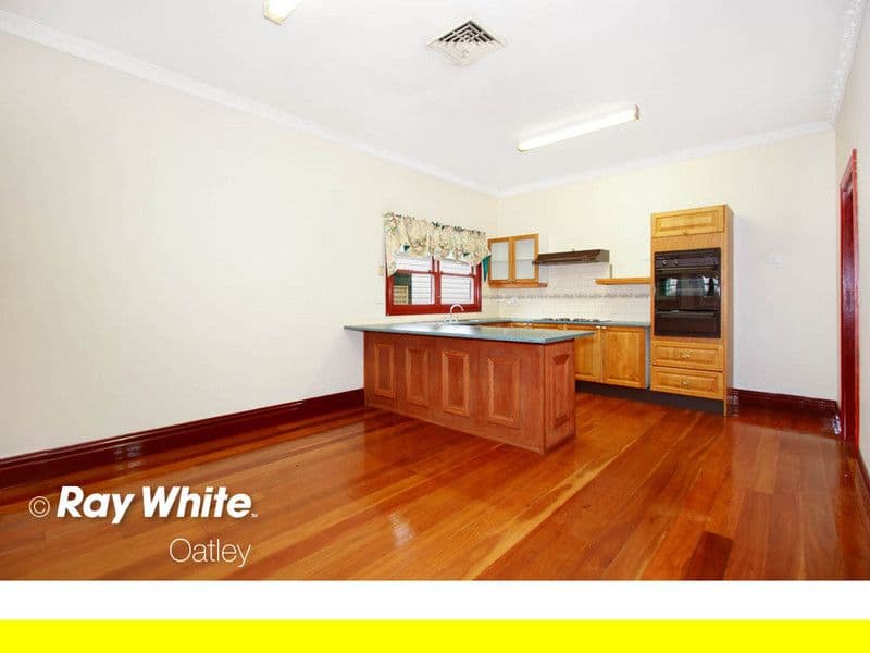 8 Nicholson Street, PENSHURST NSW 2222, Penshurst - Thumbnail 5