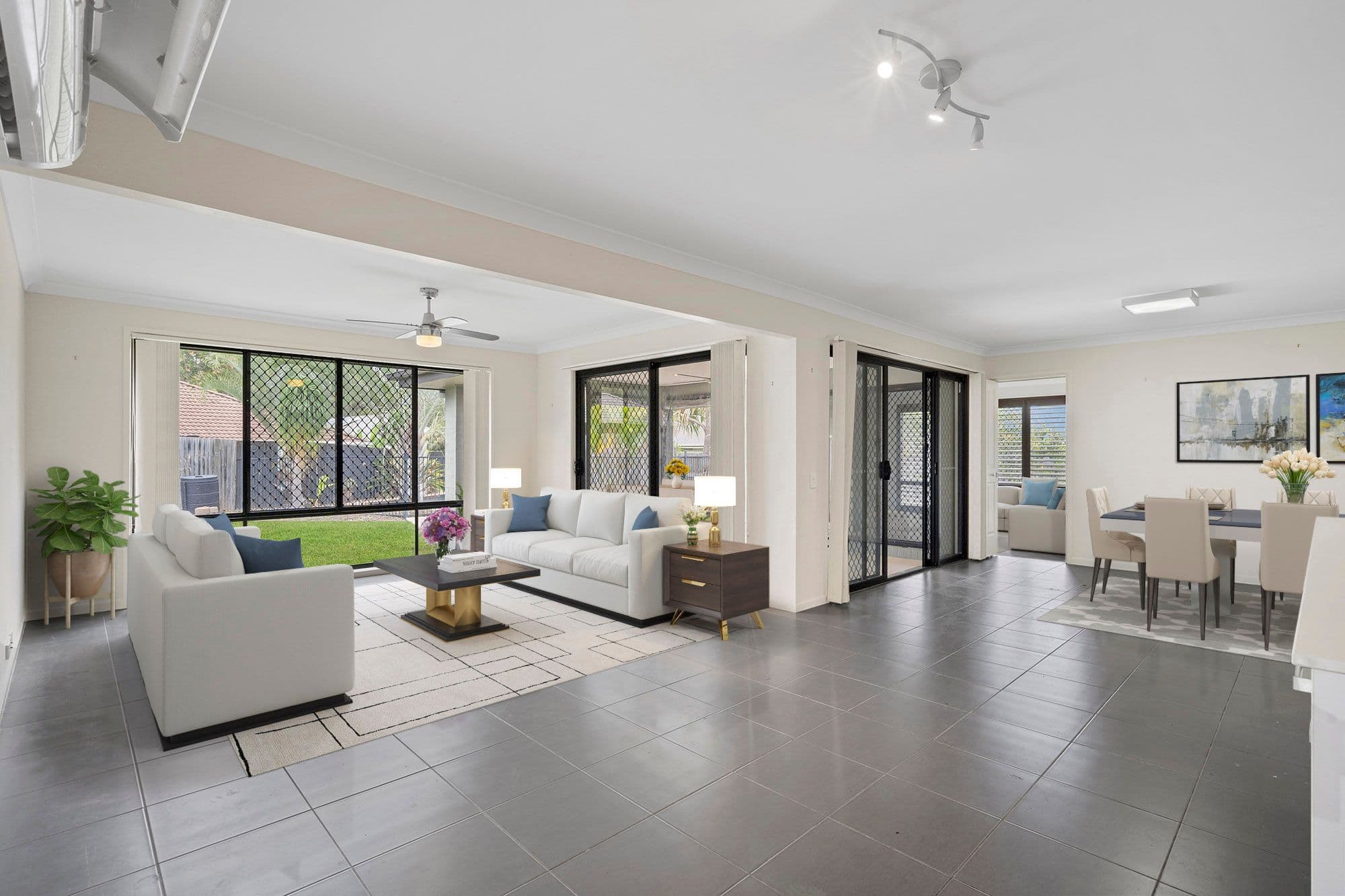 15 Bellthorpe Crescent, Waterford QLD 4133, Waterford - Thumbnail 2
