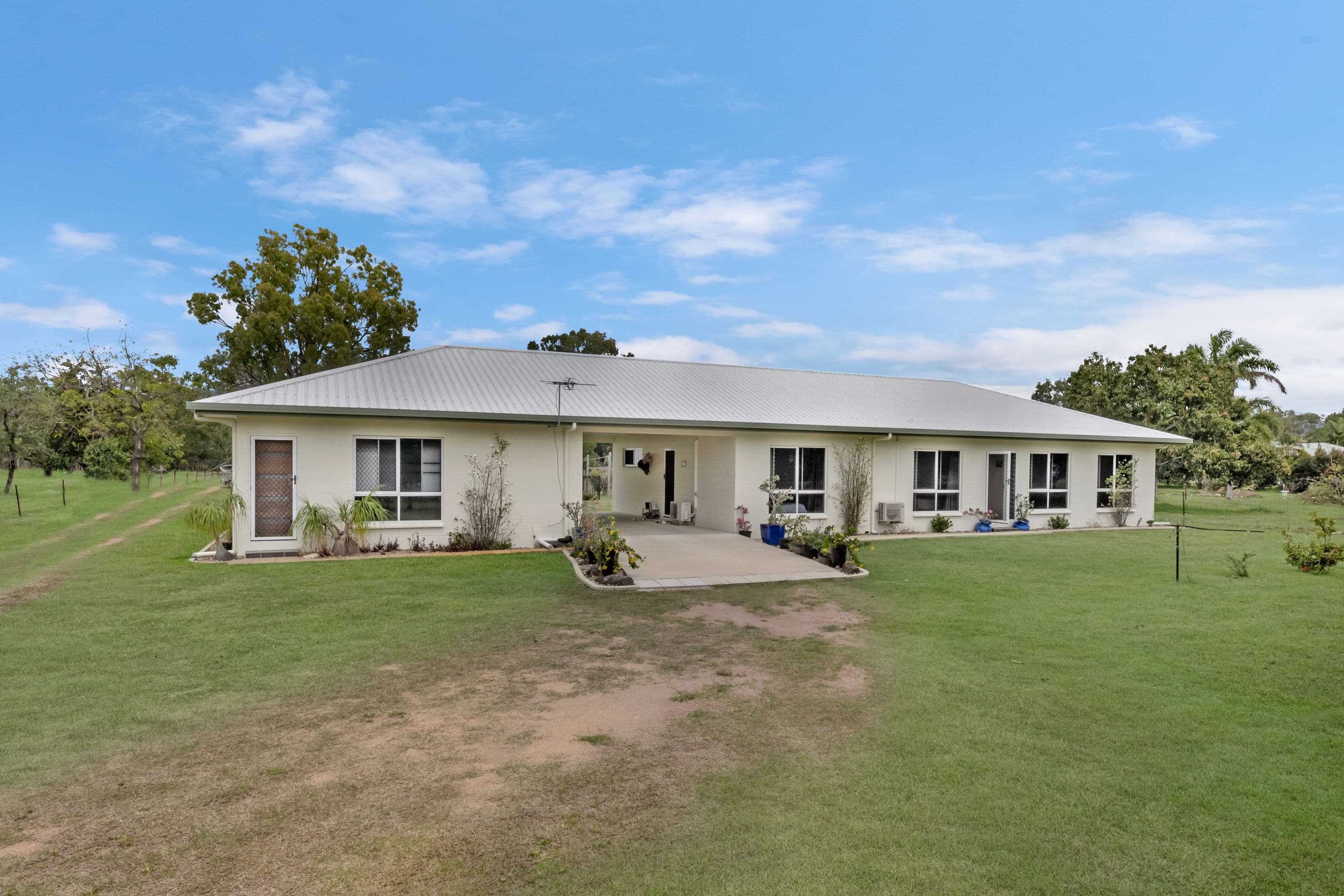 96 Mystic Avenue, Balgal Beach QLD 4816, Balgal Beach - Thumbnail 2