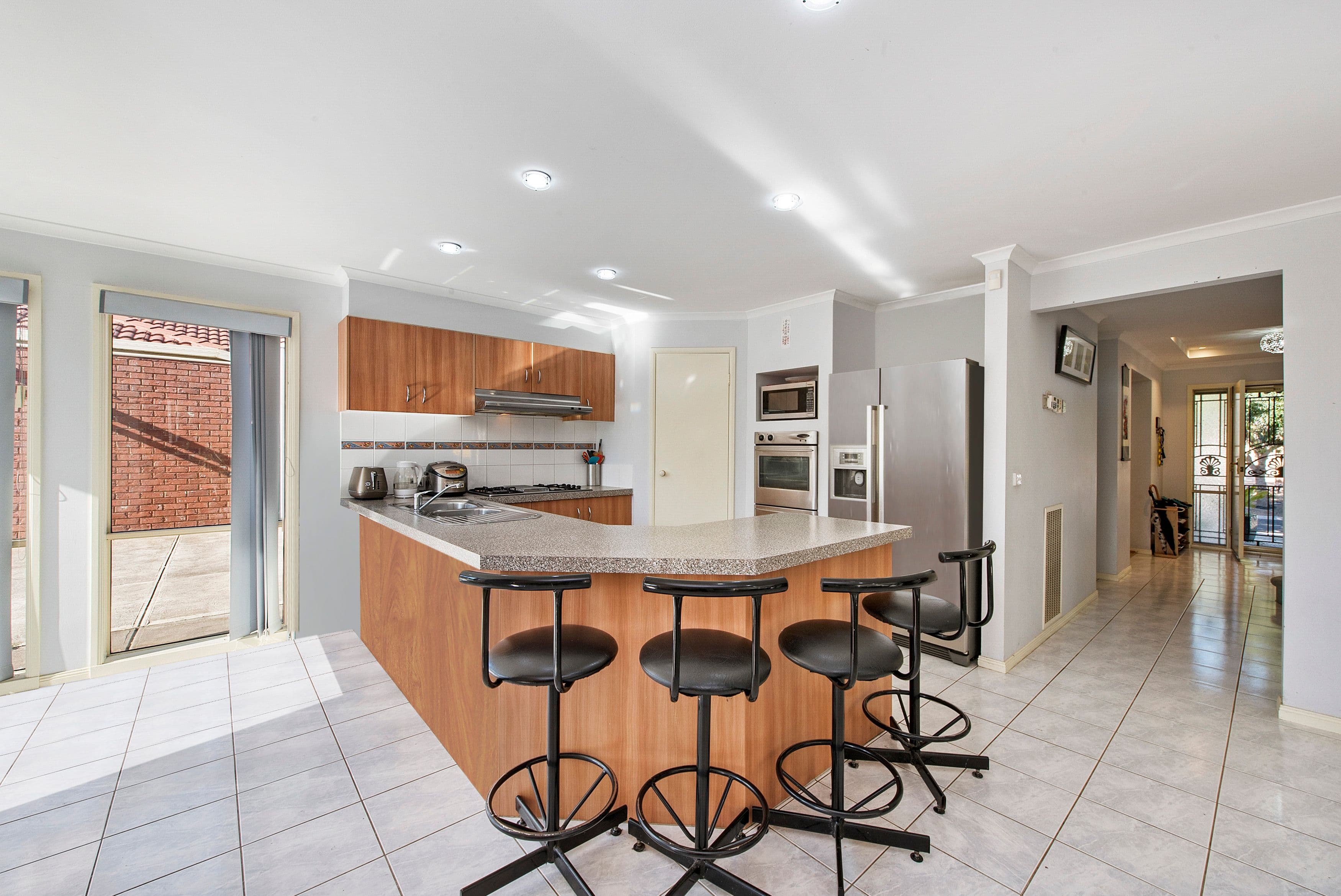 3 Woodbridge Place, Burnside VIC 3023, Burnside - Thumbnail 4