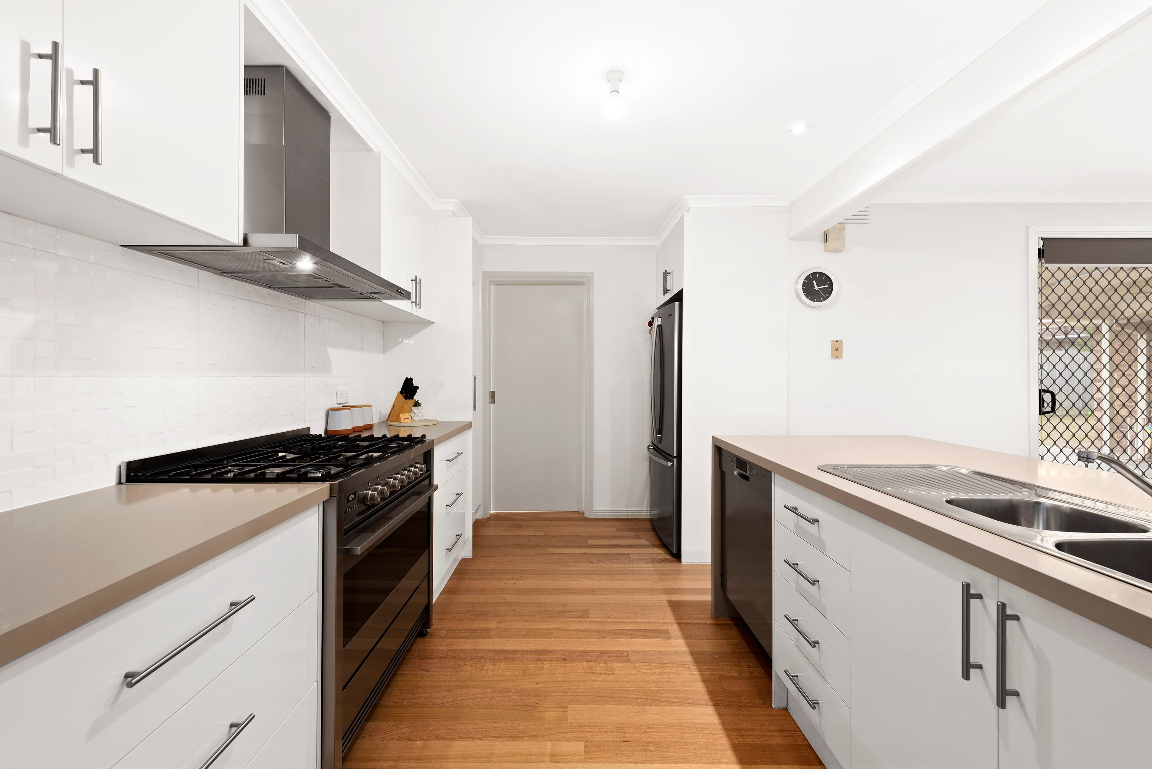 66 Buckmaster Drive, Mill Park VIC 3082, Mill Park - Thumbnail 3