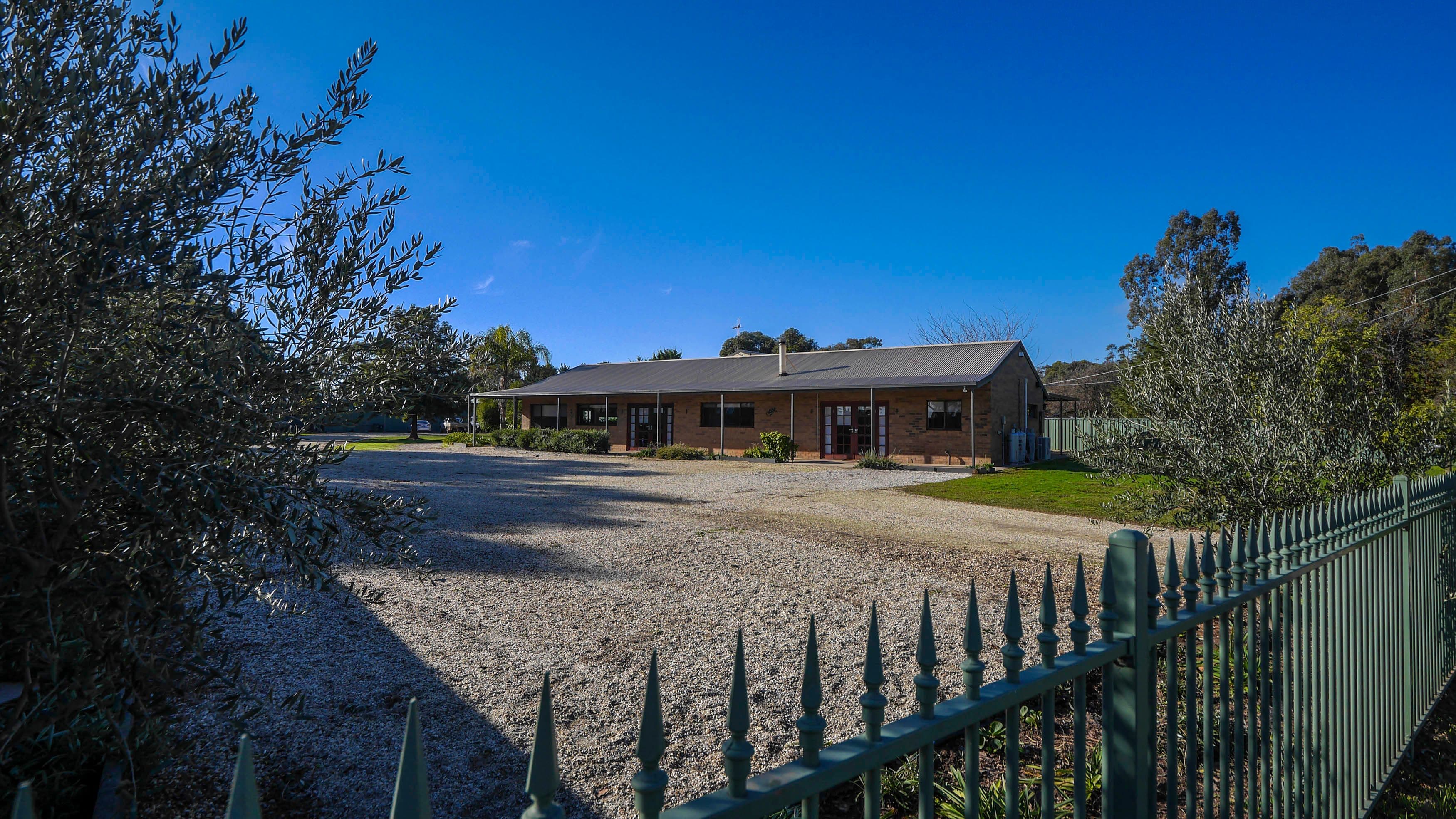 1 Cemetery Lane, Nagambie VIC 3608, Nagambie - Thumbnail 2