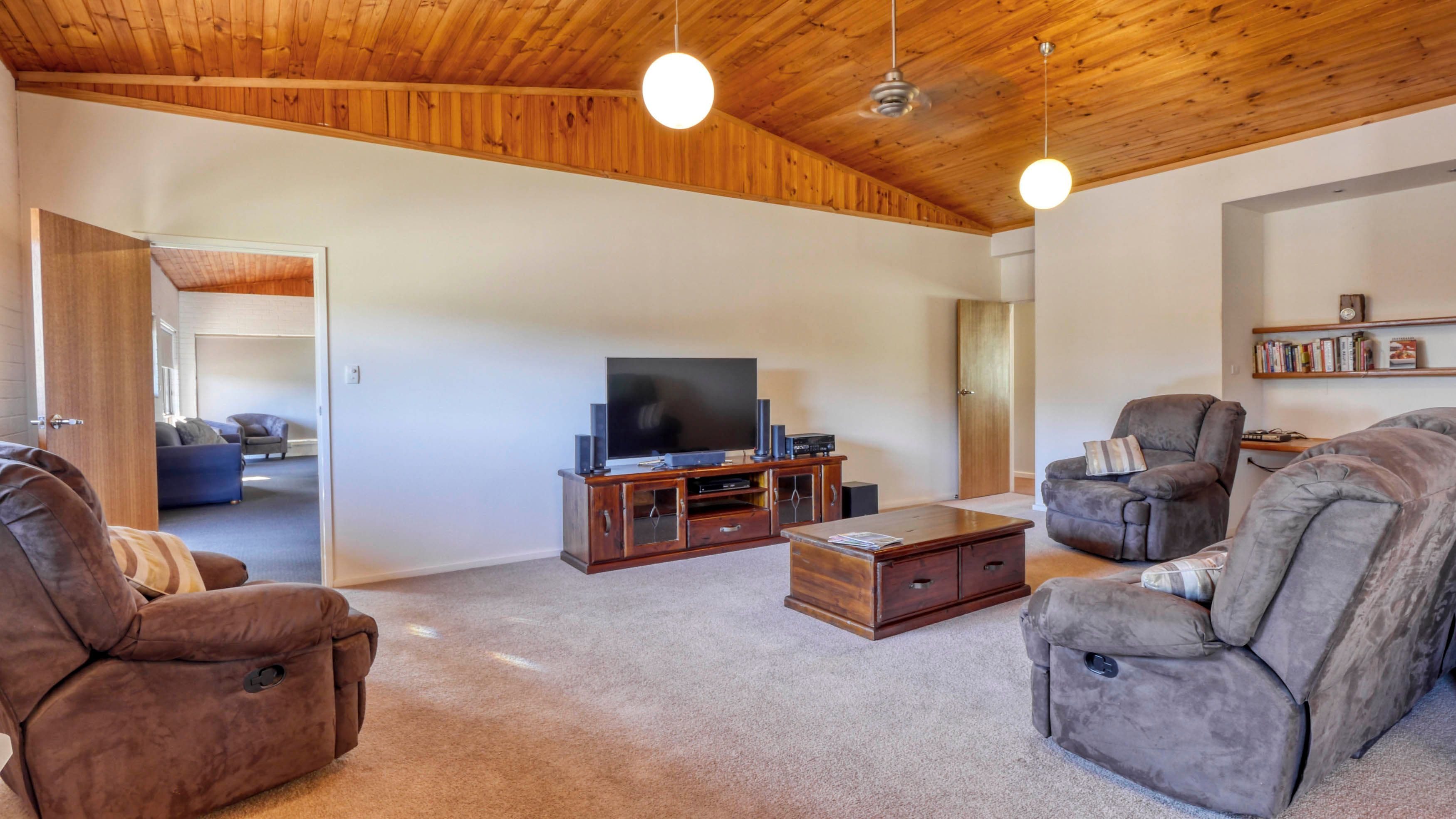 1 Cemetery Lane, Nagambie VIC 3608, Nagambie - Thumbnail 7