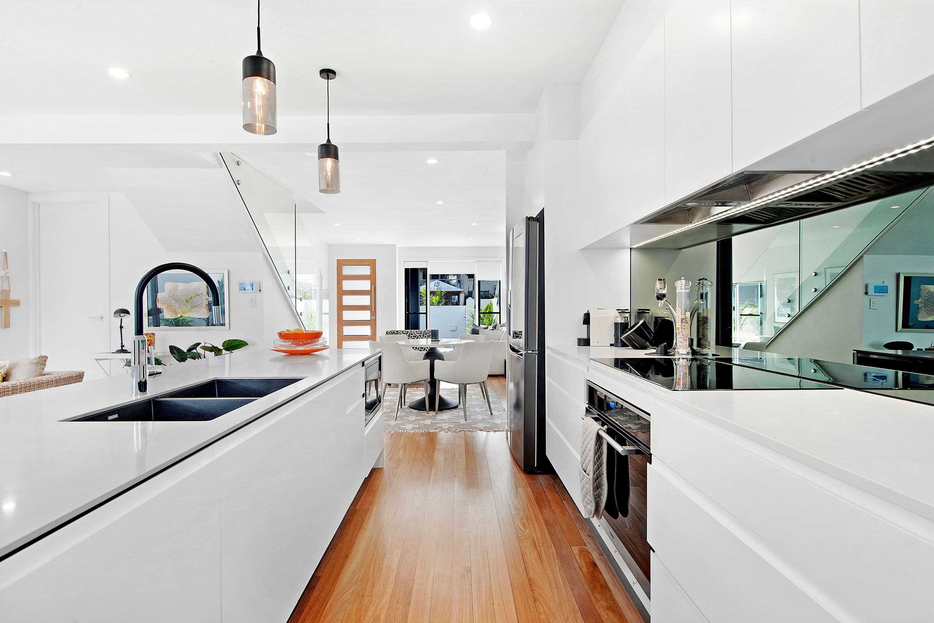 18 Santa Monica Road, Miami QLD 4220, Miami - Thumbnail 8