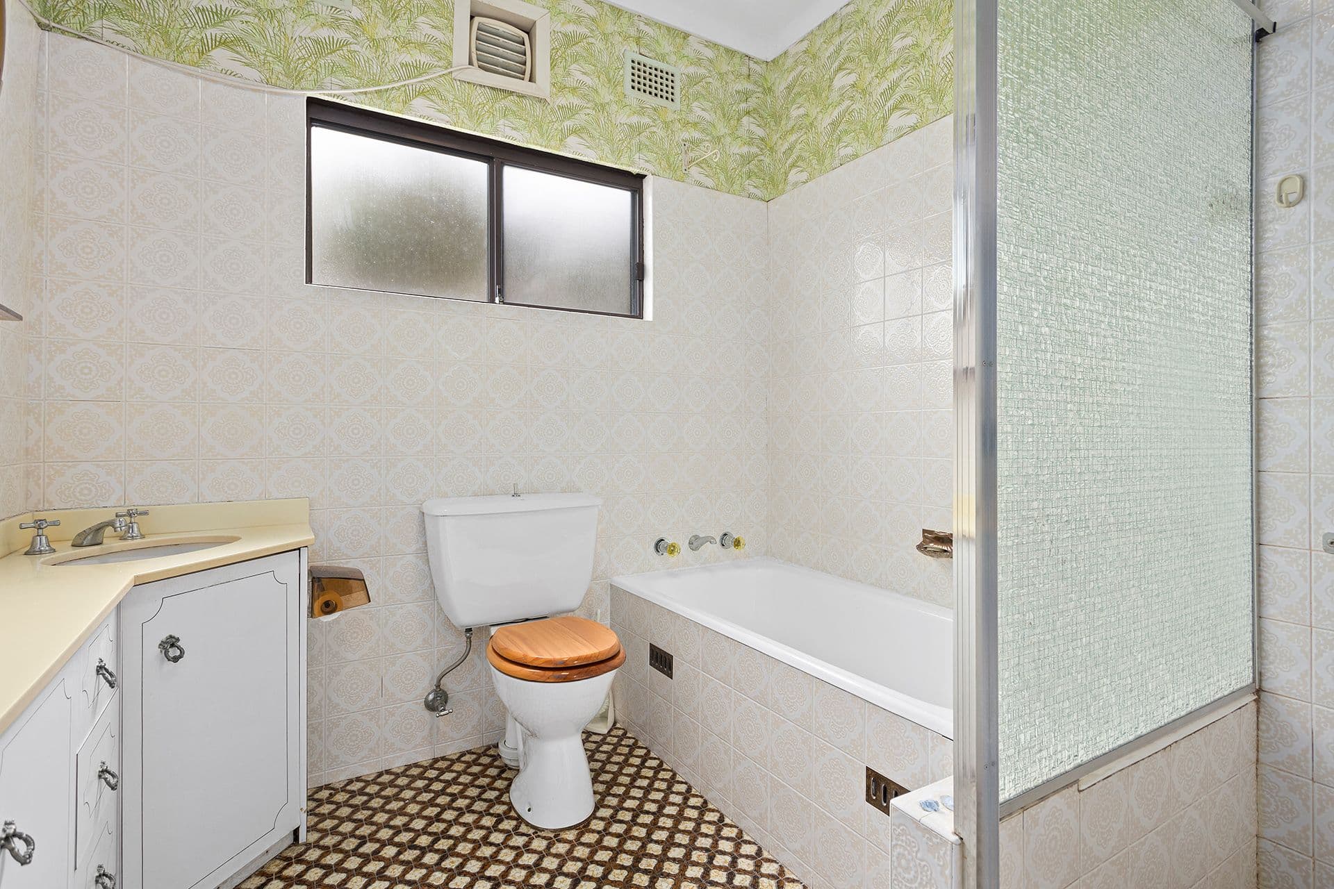 14 The Crescent, Hurstville Grove NSW 2220, Hurstville Grove - Thumbnail 7