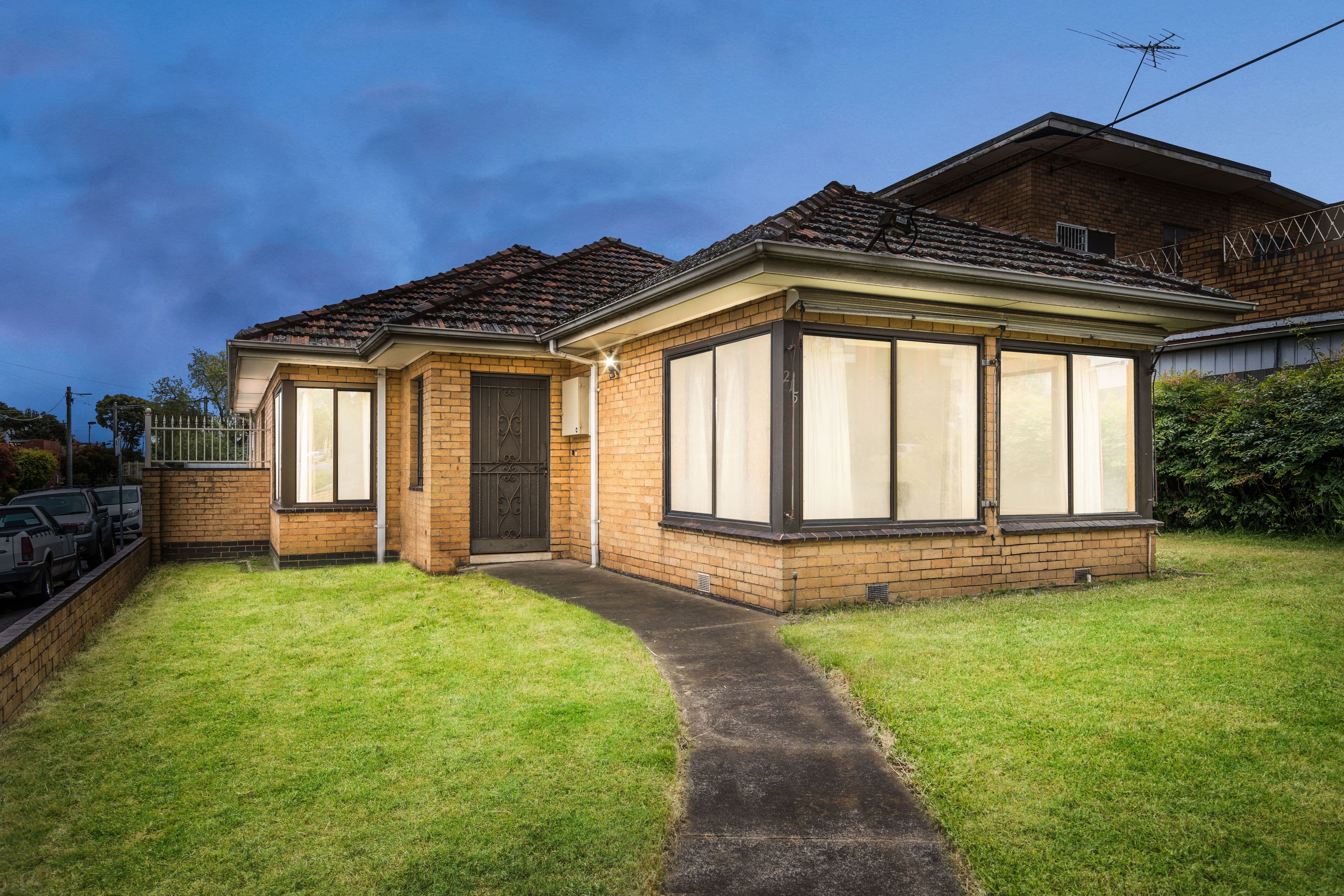 215 Ascot Vale Road, Ascot Vale VIC 3032, Ascot Vale - Thumbnail 2