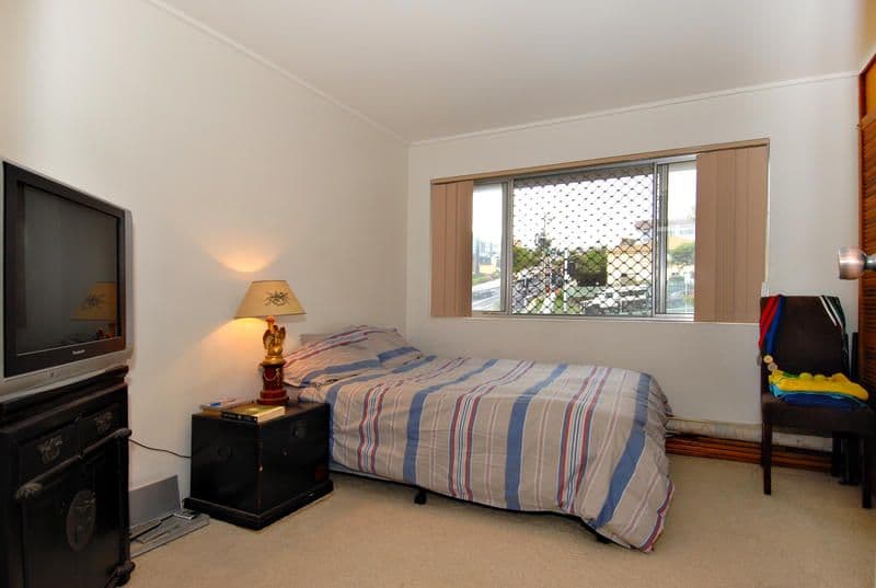 18 Moorak Street, TARINGA QLD 4068, Taringa - Thumbnail 8