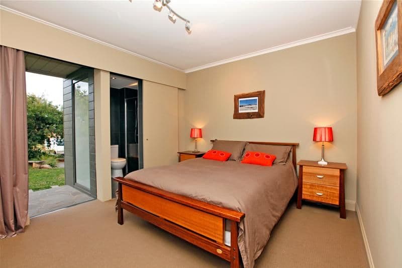 21 Shannon Crescent, WATSONIA VIC 3087, Watsonia - Thumbnail 5