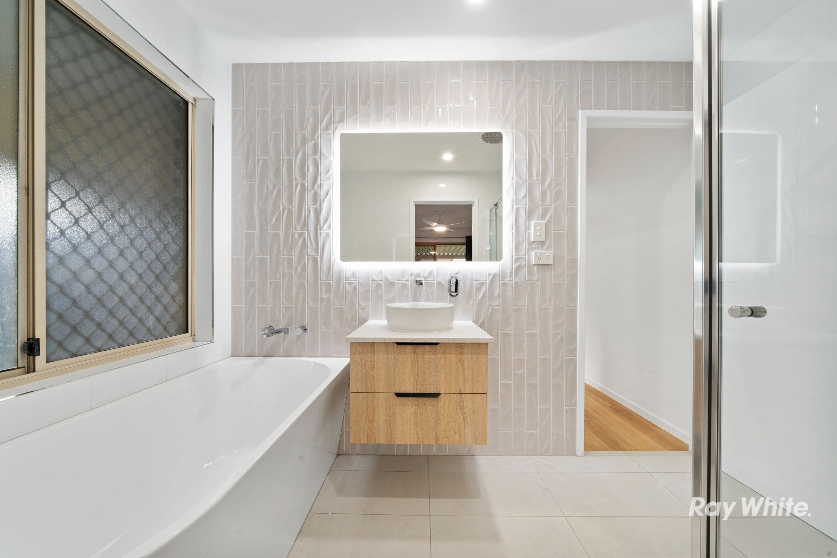 130 Bottlebrush Drive, Regents Park QLD 4118, Regents Park - Thumbnail 6