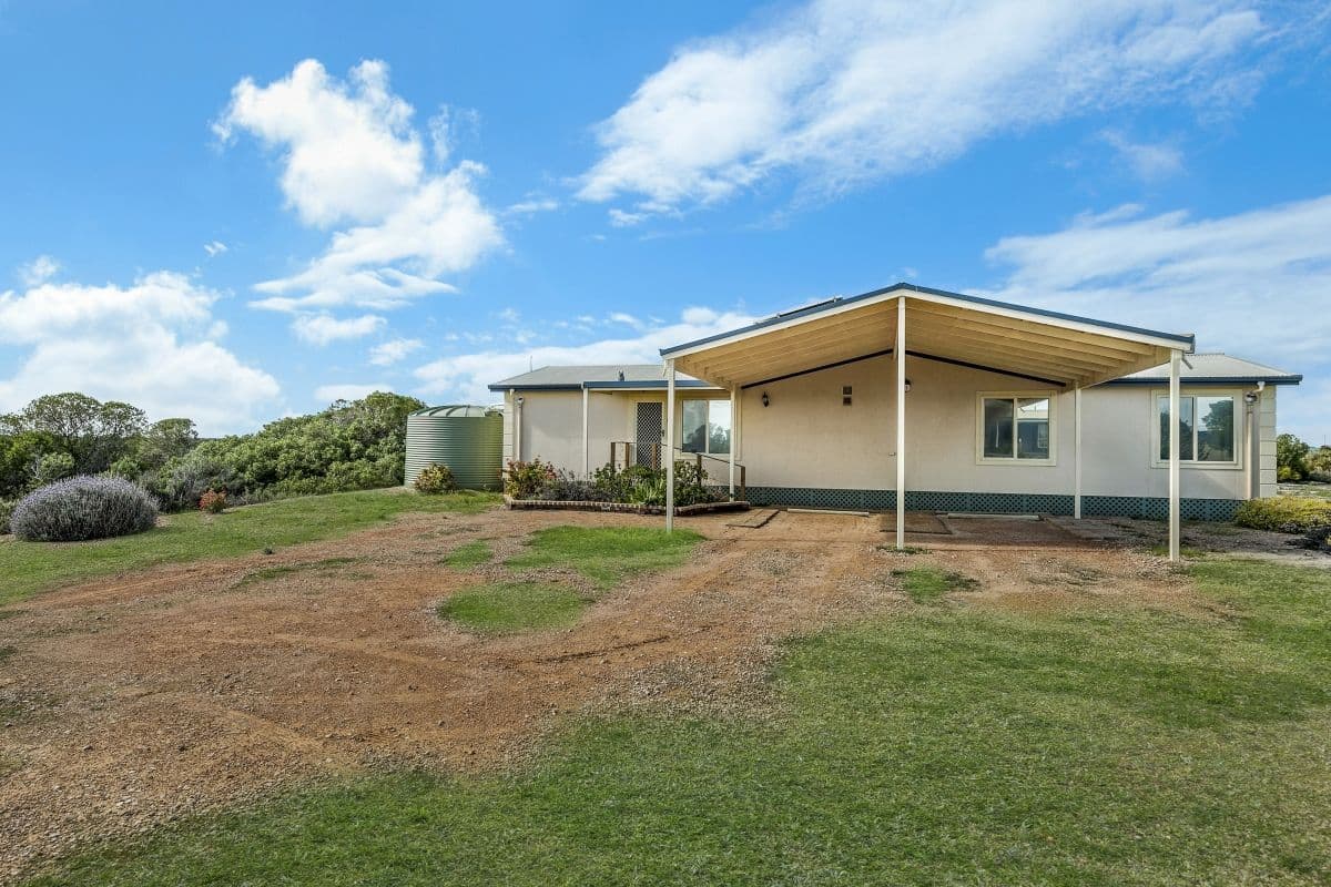 16 Petrel Crescent, Thompson Beach SA 5501, Thompson Beach - Image 1