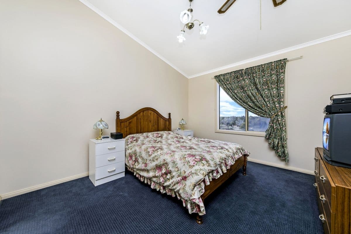 16 Petrel Crescent, Thompson Beach SA 5501, Thompson Beach - Thumbnail 8