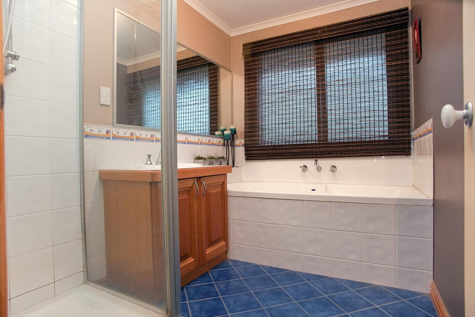 70 Rhodes Parade, OAK PARK VIC 3046, Oak Park - Thumbnail 7