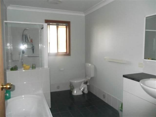 35 Parkes Street, COWRA NSW 2794, Cowra - Thumbnail 3
