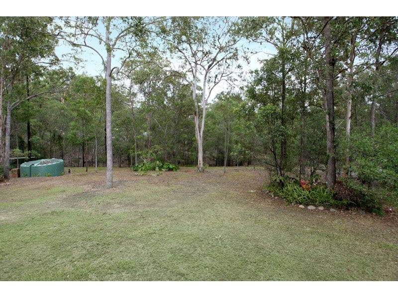 86 Weston Drive, BUNYA QLD 4055, Bunya - Thumbnail 6
