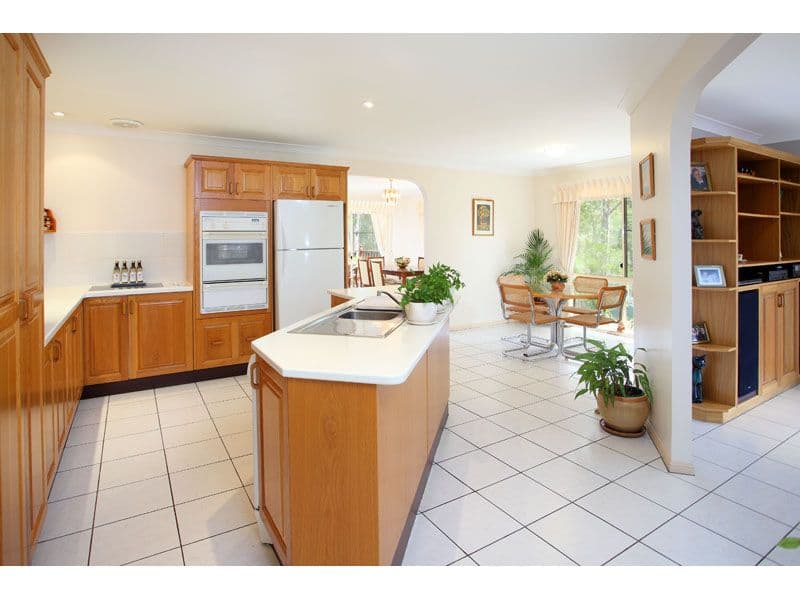 86 Weston Drive, BUNYA QLD 4055, Bunya - Thumbnail 8