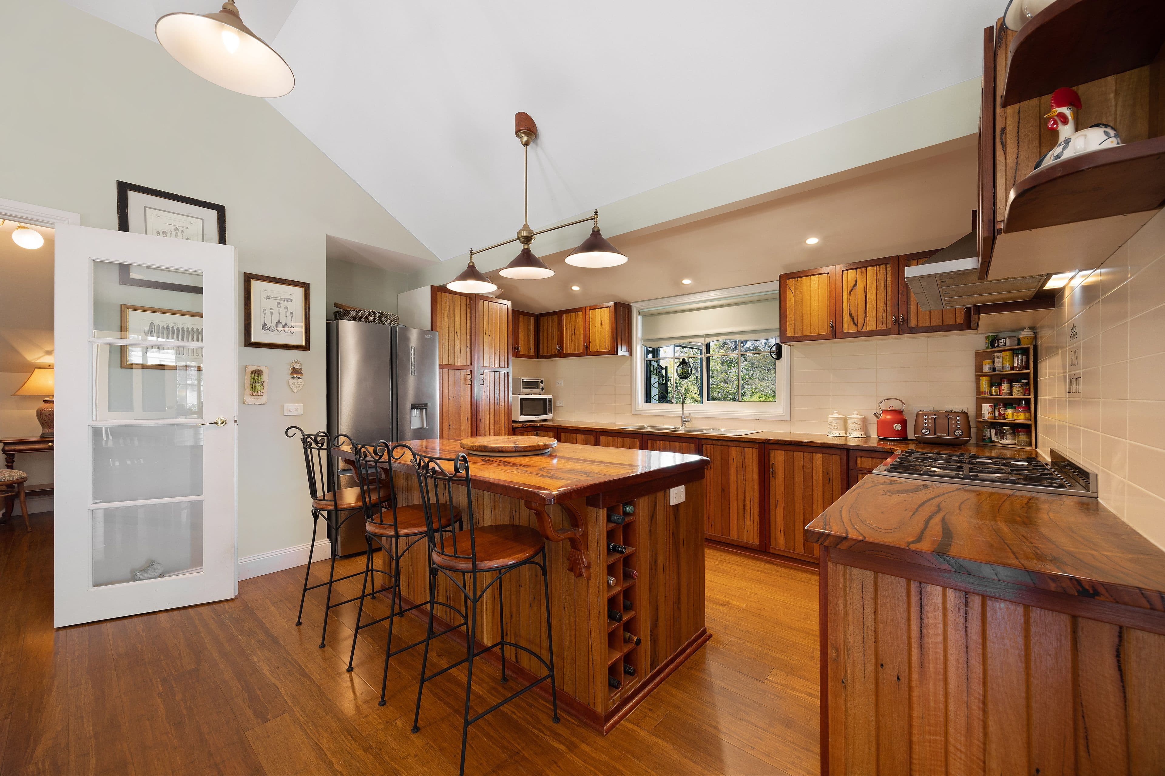282 Dead Horse Lane, Mansfield VIC 3722, Mansfield - Thumbnail 3