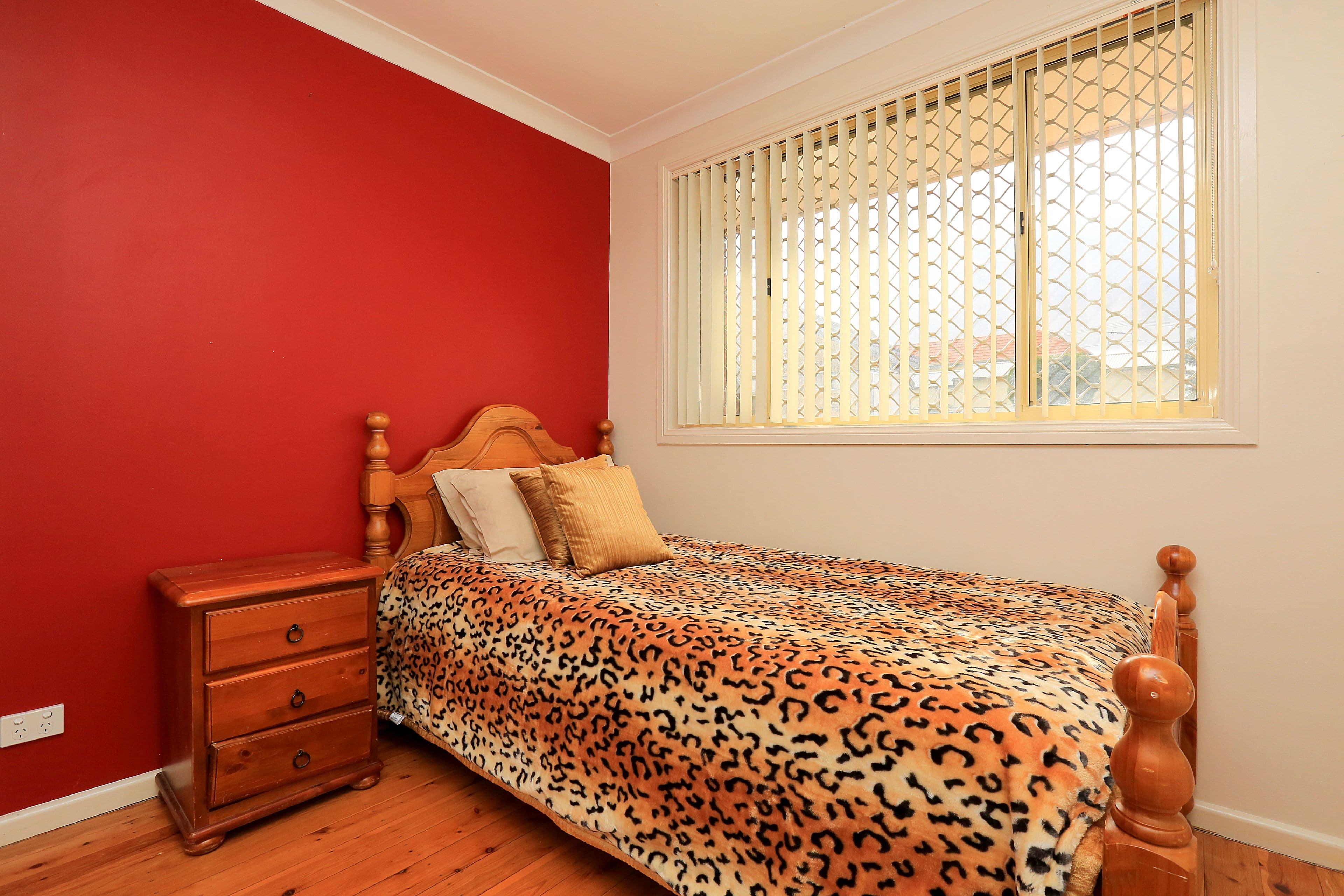 1 Forshaw Avenue, Chester Hill - Thumbnail 6