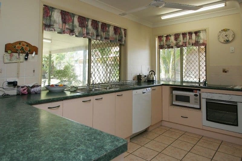 27 Denham Crescent, RURAL VIEW QLD 4740, Rural View - Thumbnail 3