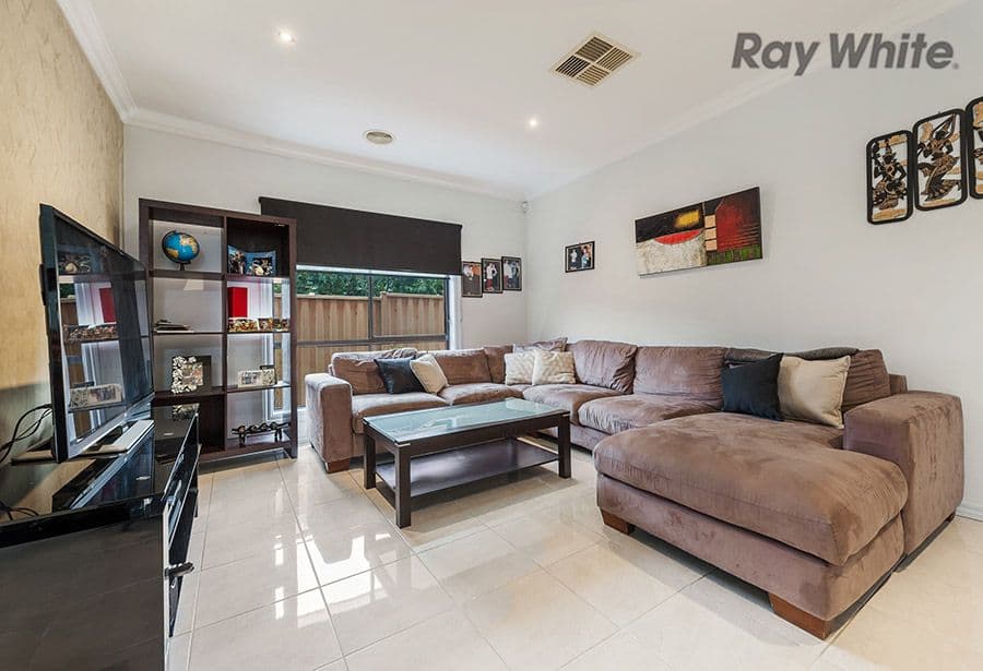 31 Jacaranda Drive, Taylors Hill VIC 3037, Taylors Hill - Thumbnail 4