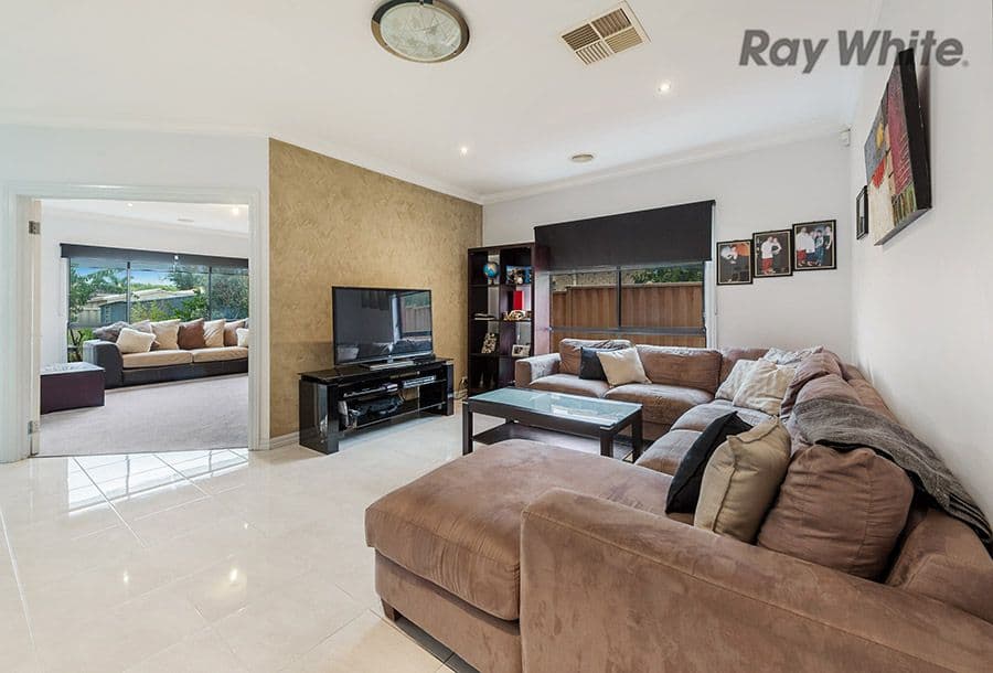 31 Jacaranda Drive, Taylors Hill VIC 3037, Taylors Hill - Thumbnail 5
