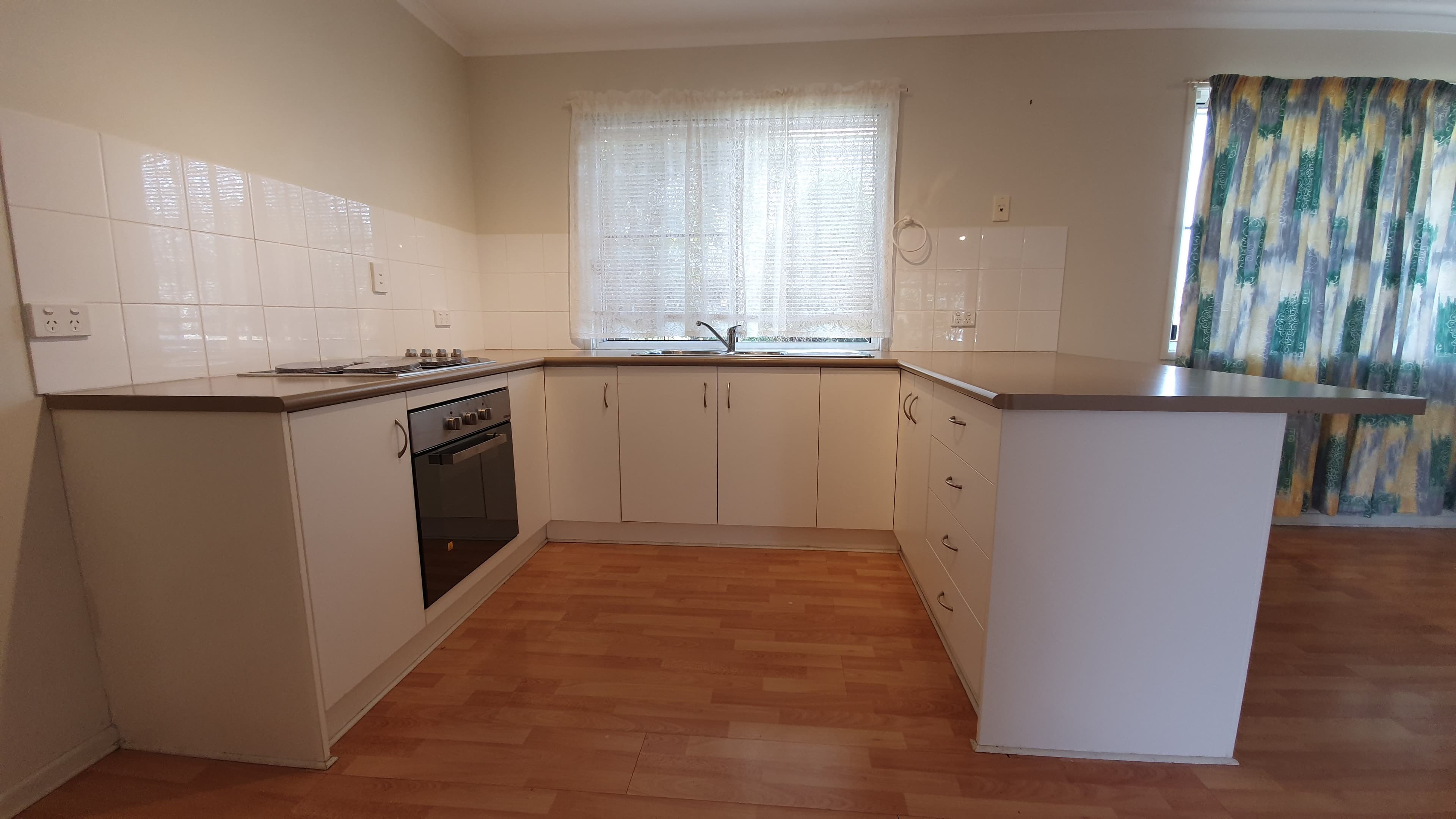 306 Springvale Road, Glen Waverley VIC 3150, Glen Waverley - Thumbnail 2
