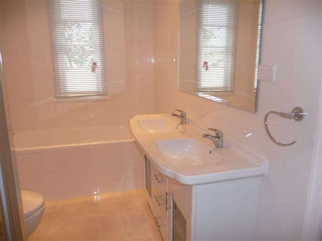 70 Drayton Road, HARRISTOWN QLD 4350, Harristown - Thumbnail 7