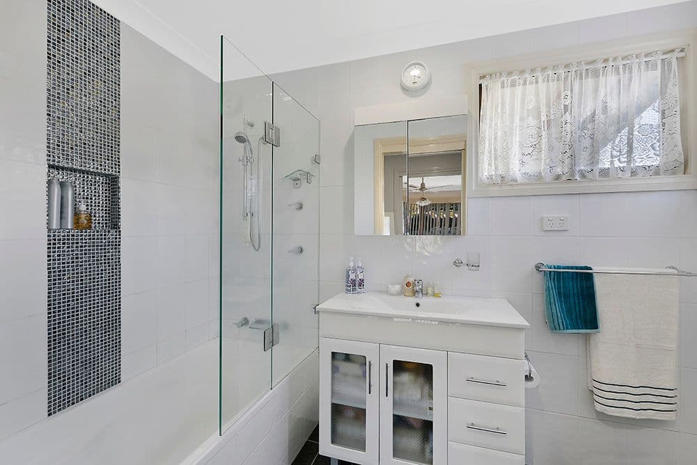 30 Mawson Drive, Killarney Vale - Thumbnail 7