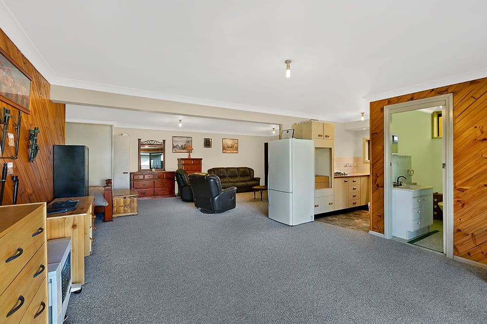 30 Mawson Drive, Killarney Vale - Thumbnail 8