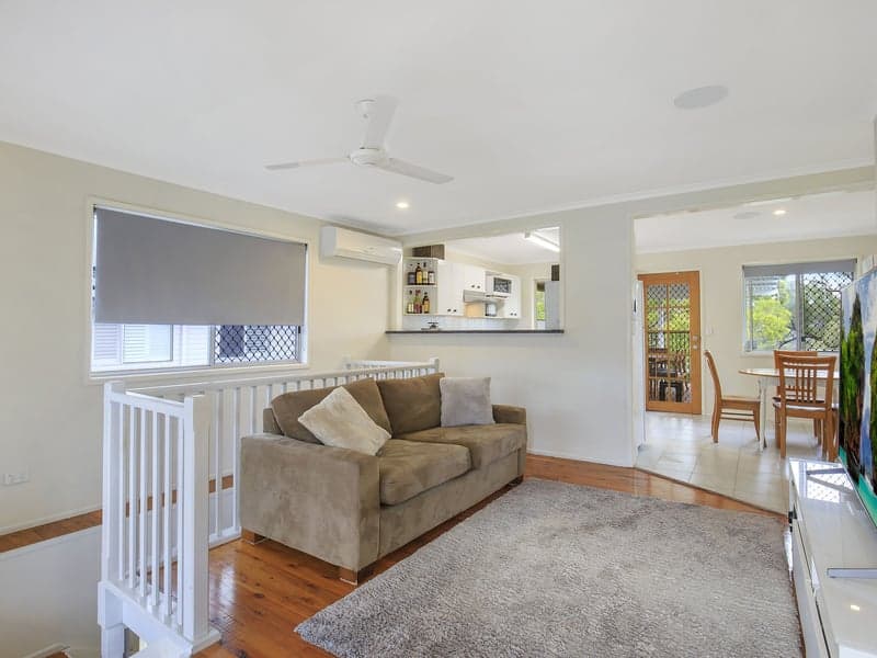 19 Longford Street, Everton Hills - Thumbnail 7