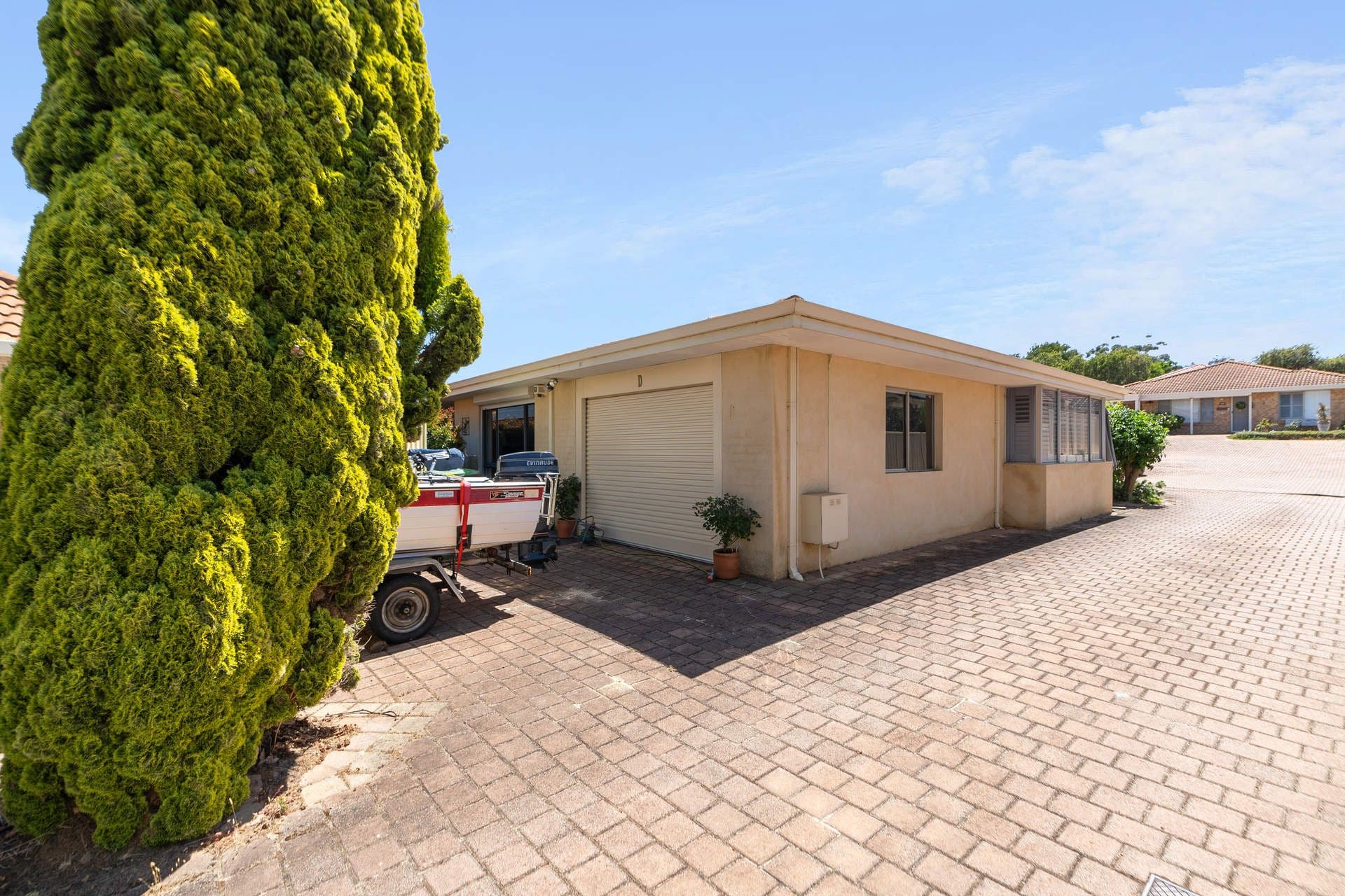 19D Brooks Street, Kalamunda WA 6076, Kalamunda - Thumbnail 4
