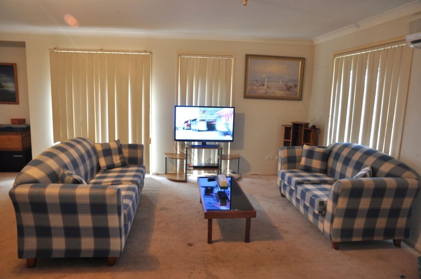 44 Hogg Street, ROCKVILLE QLD 4350, Rockville - Thumbnail 2