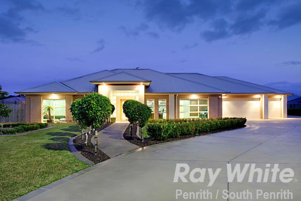 3 Pine Valley Crescent, Luddenham NSW 2745, Luddenham - Image 1