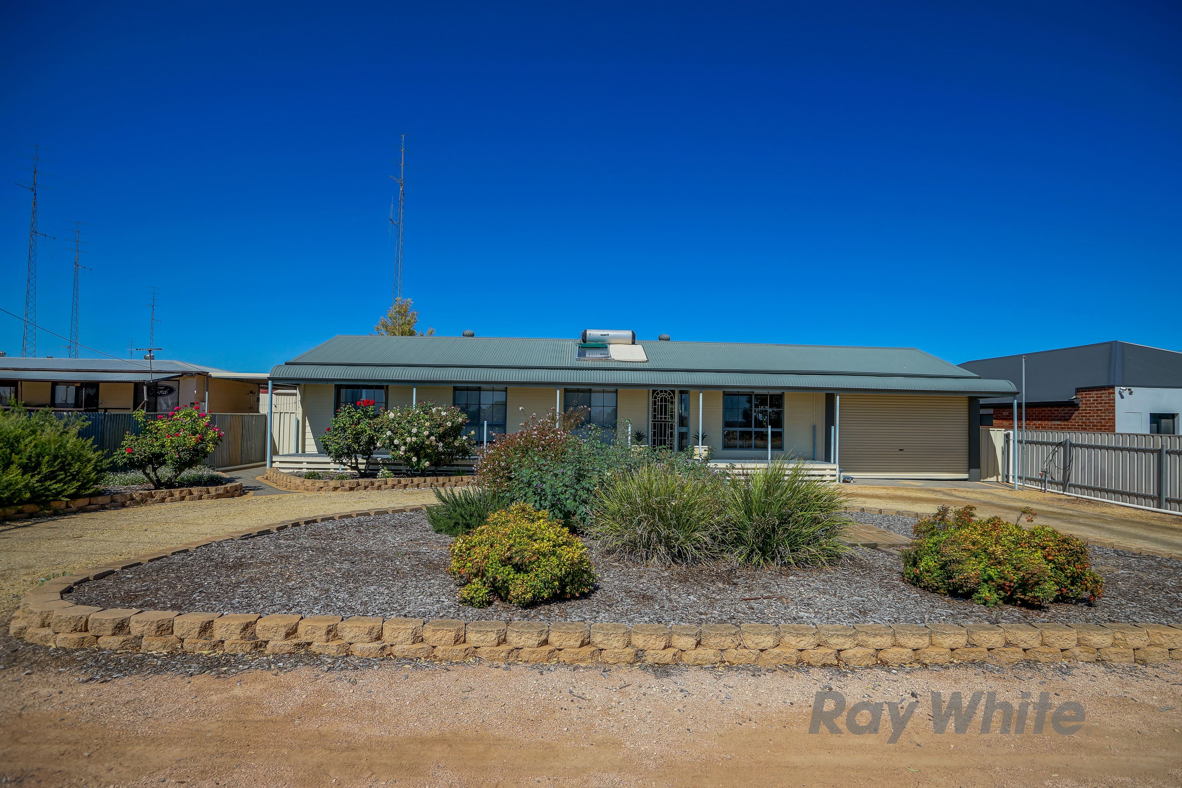 48 Kadina Road, Wallaroo SA 5556, Wallaroo - Thumbnail 2
