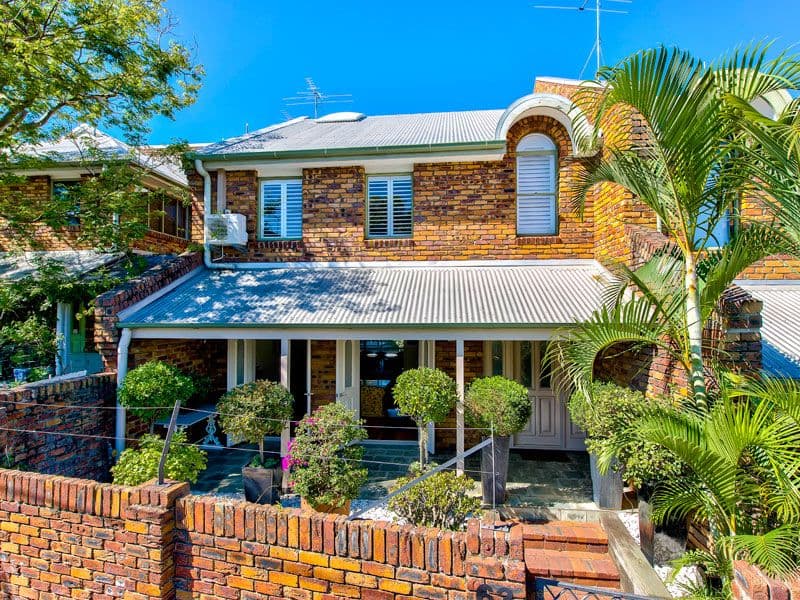 63 Torrington Street, Spring Hill QLD 4000, Spring Hill - Thumbnail 2