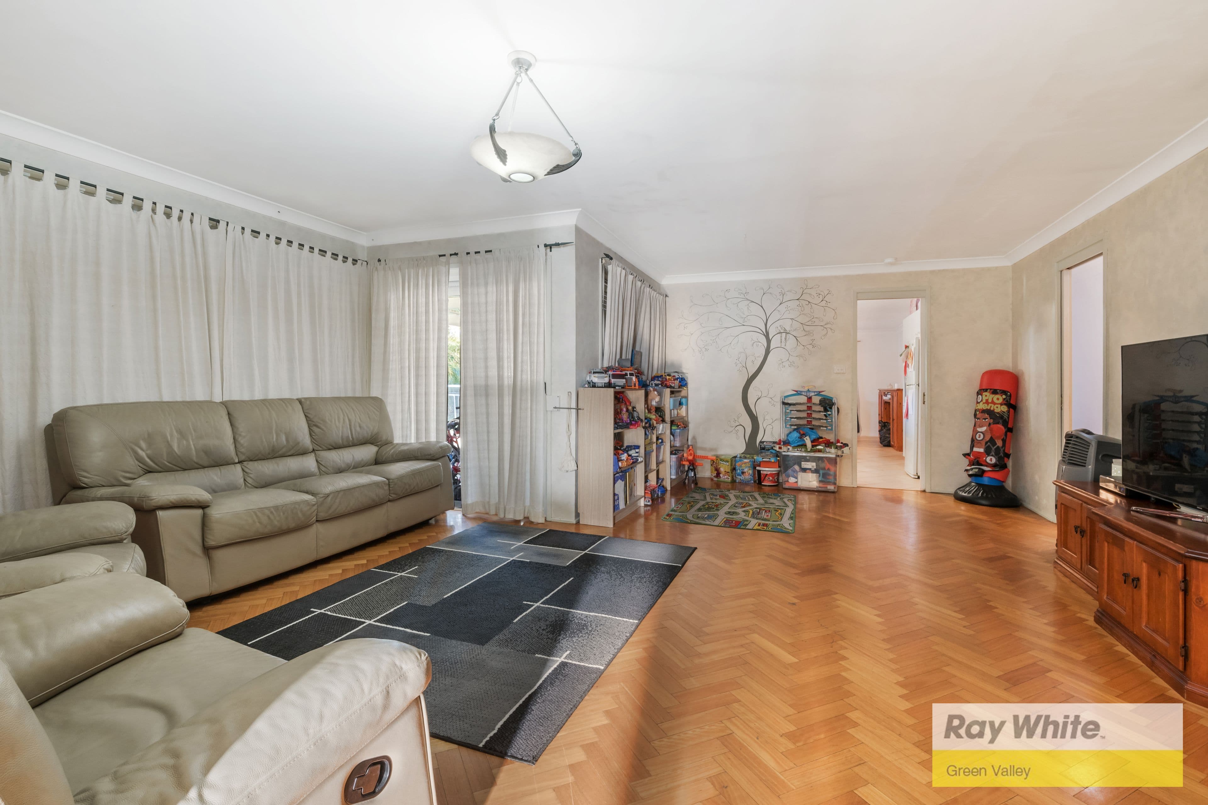 77 Hinchinbrook Drive, Hinchinbrook NSW 2168, Hinchinbrook - Thumbnail 6