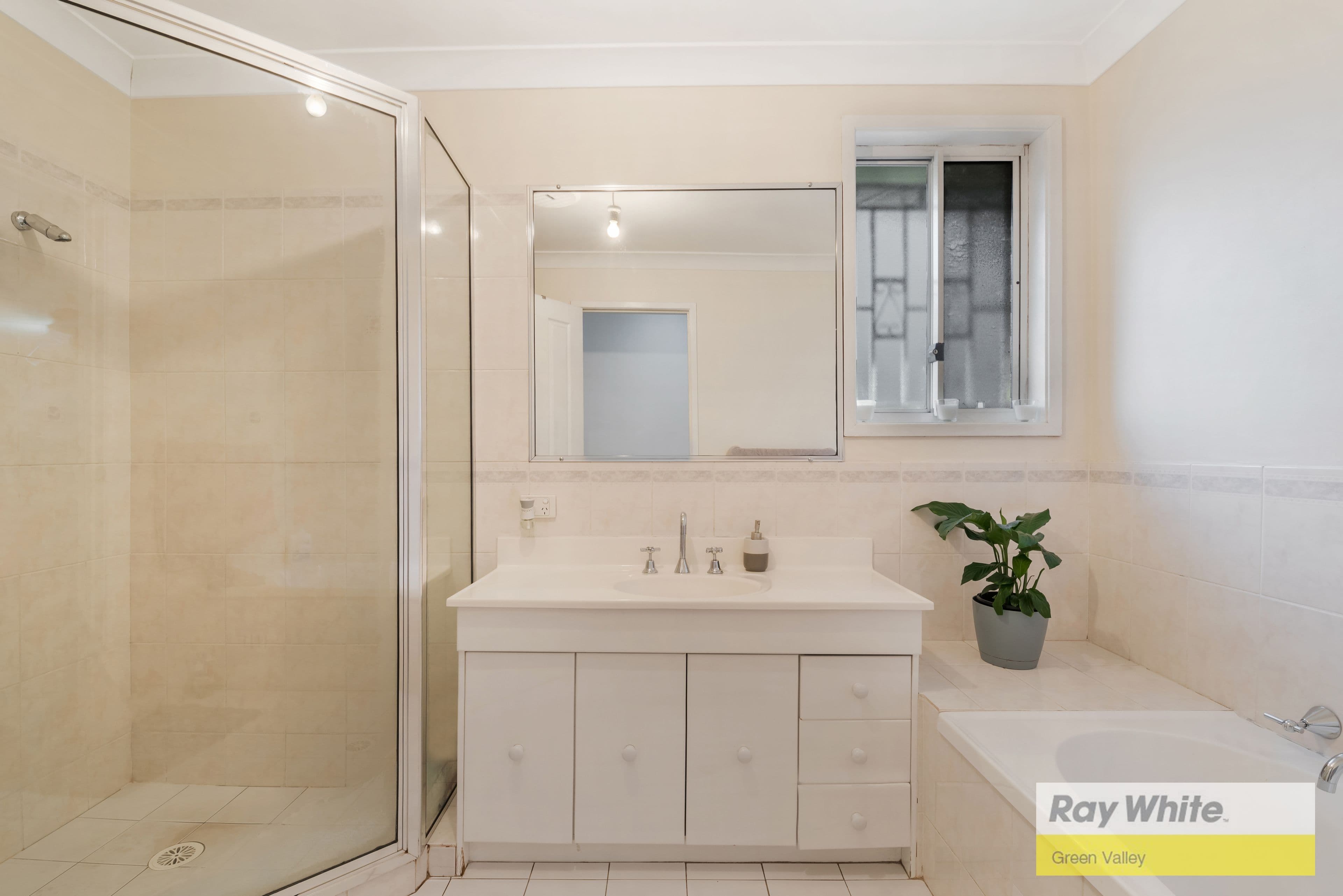 77 Hinchinbrook Drive, Hinchinbrook NSW 2168, Hinchinbrook - Thumbnail 8