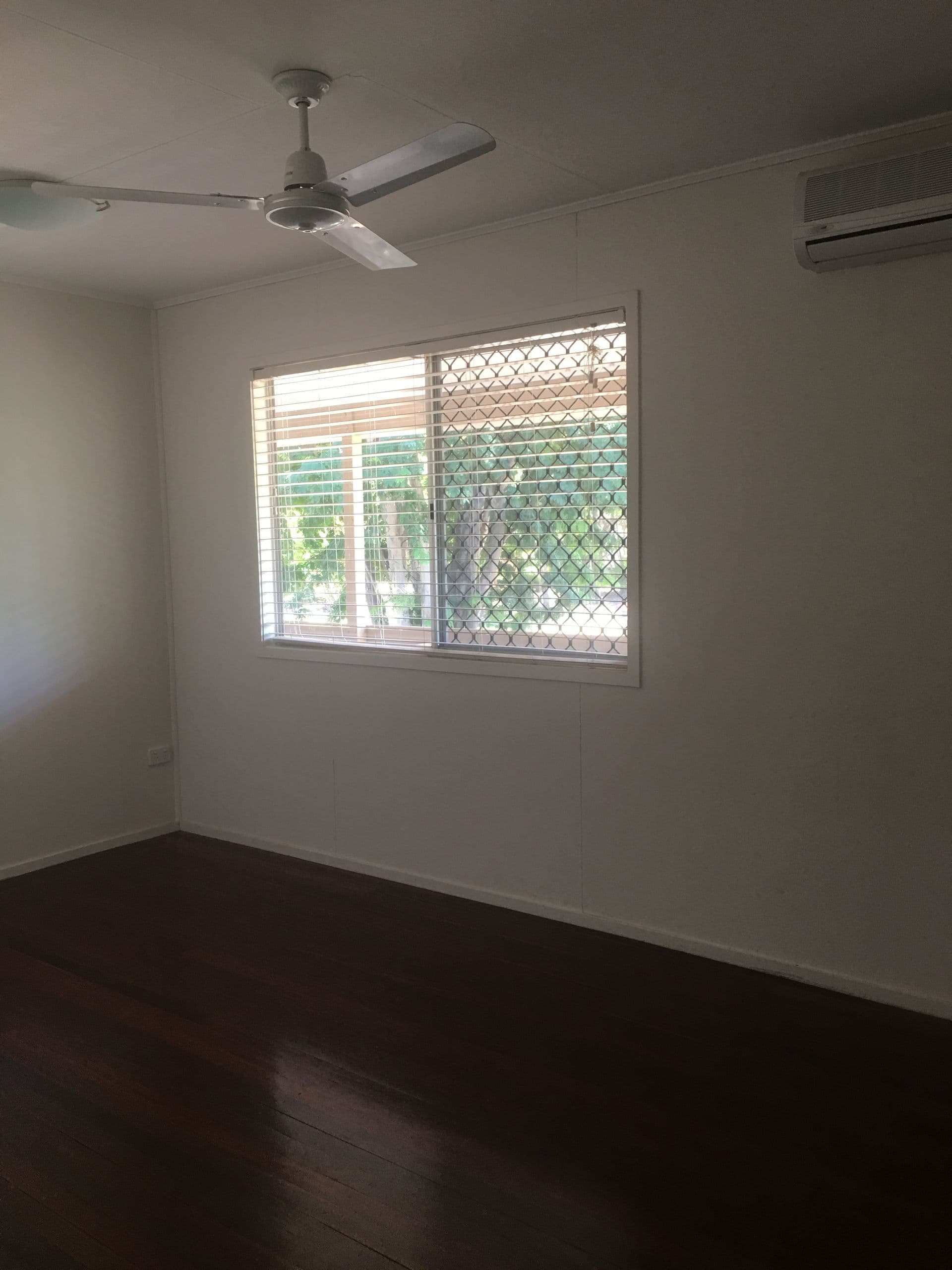 21 Mackay Street, Moranbah, QLD, 4744, Moranbah - Thumbnail 5