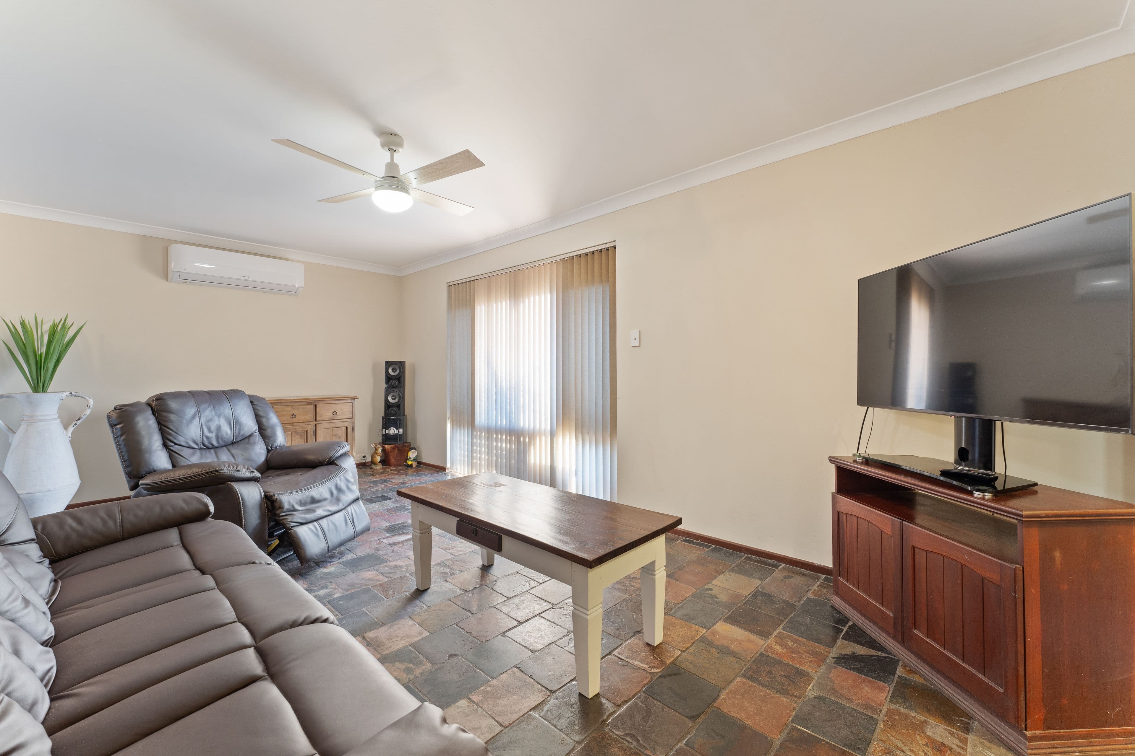 3 Lynda Crescent, Cooloongup WA 6168, Cooloongup - Thumbnail 5