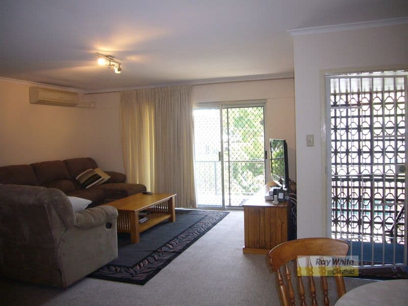 9 Rossiter Parade, HAMILTON QLD 4007, Hamilton - Thumbnail 2