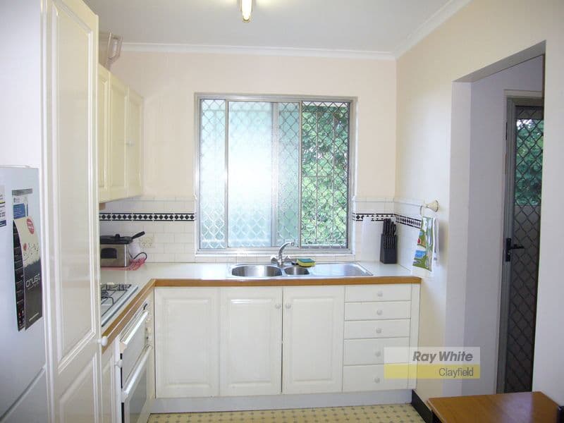 9 Rossiter Parade, HAMILTON QLD 4007, Hamilton - Thumbnail 3