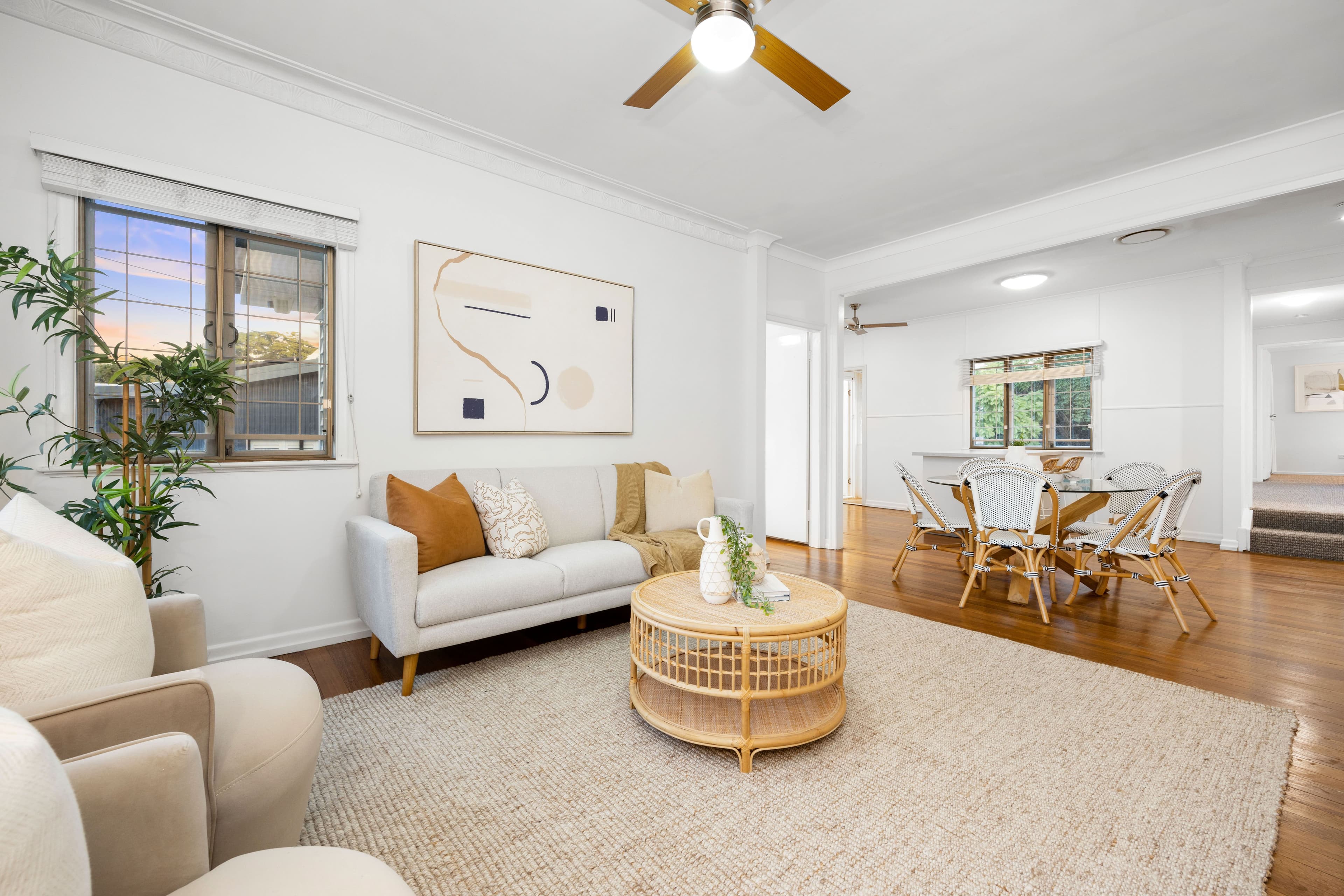 33 Hobart Avenue, Camp Hill QLD 4152, Camp Hill - Thumbnail 2